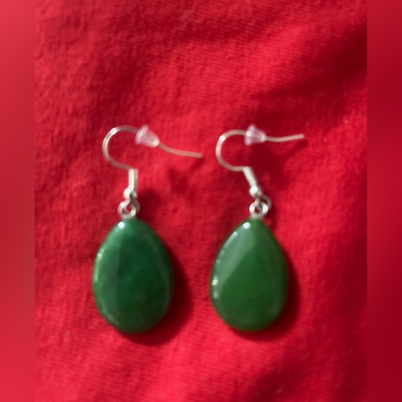 Hand Crafted Green Aventurine Dangle Hook Pierced Earrings Hand Made - Picture 1 of 2